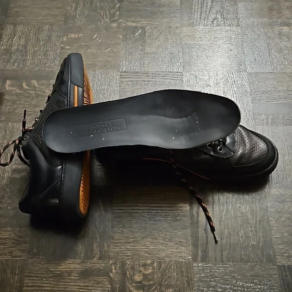 Versace Collection Sneakers - Picture 9 of 11